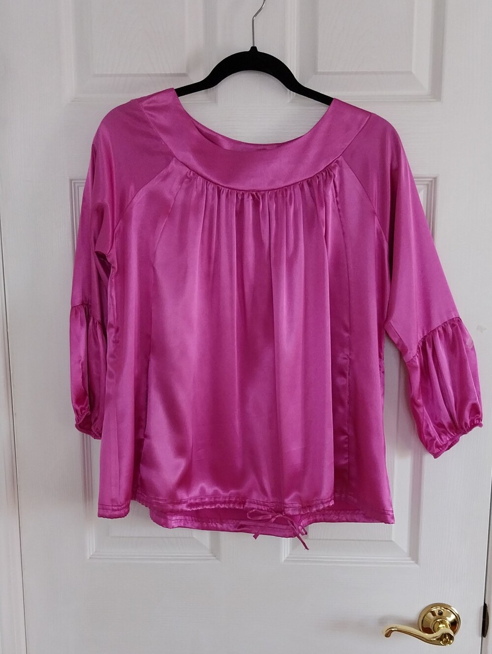 Vibrant Blouse in Fuchsia Pink With 2 Front Pockets